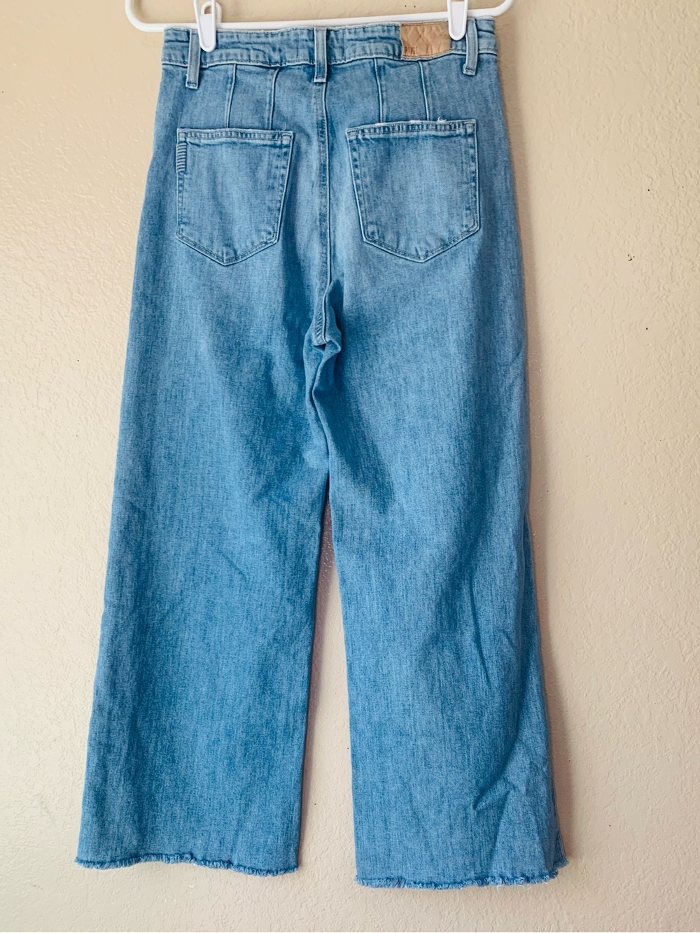 PAIGE Anessa Wide Leg Distressed Raw Hem Crop Denim Jeans Size 28 - Picture 7 of 9